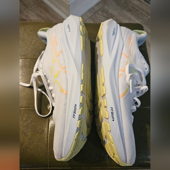 ASICS GT-2000 13 FF Blast+ Pure Gel In White/neon Accents. Size 10 - Picture 10 of 16